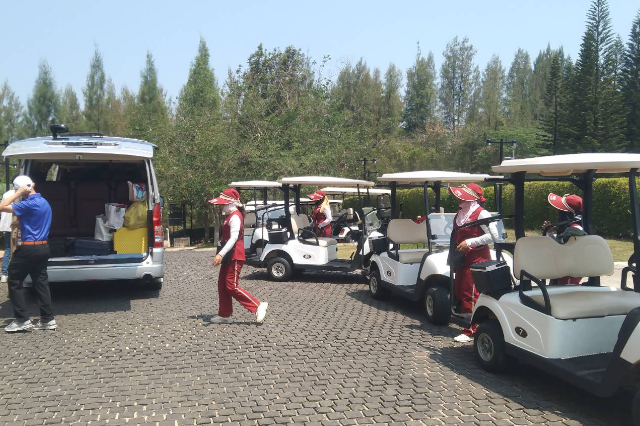 เช่ารถตู้ เช่ารถตู้ดอนเมือง เช่ารถตู้สนามบินสุวรรณภูมิ เช่ารถตู้ VIP พร้อมคนขับ กรุงเทพ โคราช เช่ารถตู้โคราช เช่ารถตู้กรุงเทพ เช่ารถตู้พร้อมคนขับ